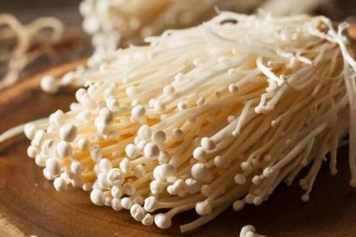 Nhận biết nấm kim châm tẩm chất độc formaldehyde nhờ 5 dấu hiệu điển hình