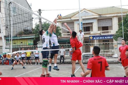 Gần 160 vận động viên tranh tài tại giải Bóng chuyền nam Hương Sơn