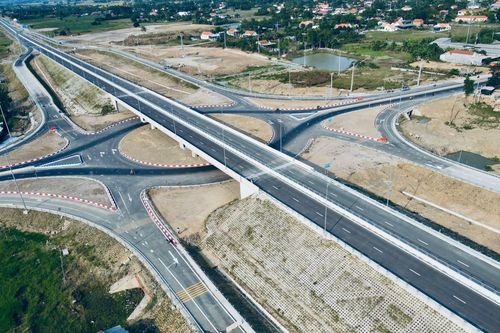 Chi tiết nút giao cao tốc Bắc - Nam đưa vào khai thác dịp lễ 30/4 - 1/5
