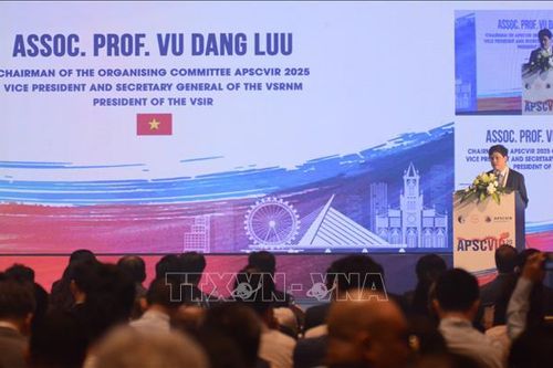 Chia sẻ các kỹ thuật tiên tiến trong lĩnh vực chẩn đoán và can thiệp tim mạch