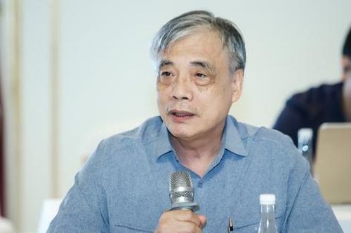 Thị trường tiêu dùng còn nhiều 'điểm nghẽn'