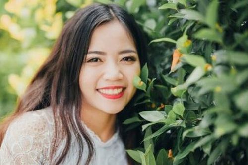 'Bông hoa đồng nội' sau 7 năm bước ra từ 'Thần tượng Bolero'