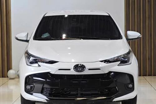Giá lăn bánh Toyota Vios cuối tháng 4/2025 'ngon bổ rẻ', 'ăn đứt' Hyundai Accent và Honda City