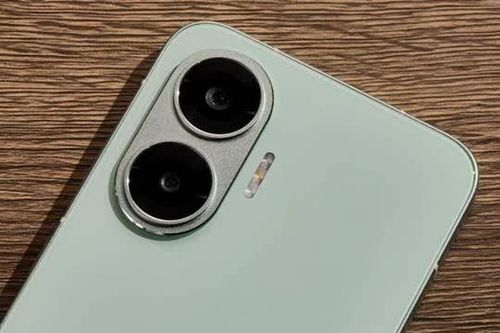 'Vua smartphone gaming' chip Snapdragon 8s Gen 4, RAM 16GB, pin 7.550mAh, sạc 90W, chống nước, giá chưa tới 8 triệu đồng