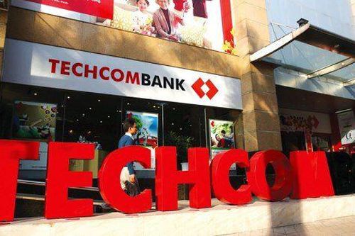 Techcombank bất ngờ trình phương án chia cổ tức 10% tiền mặt trước thềm đại hội