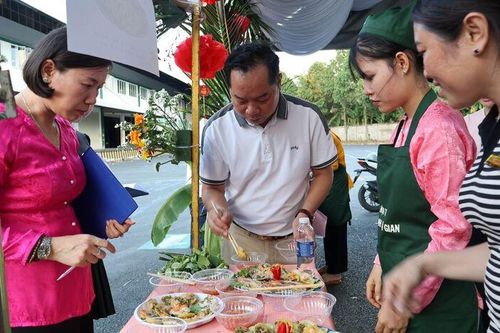 800 công nhân của doanh nghiệp TBS An Giang vui hội mừng ngày thống nhất đất nước