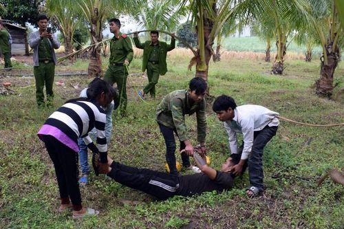 Gia Lai: 36 năm tù cho 2 anh em ruột giết người rồi vứt xác xuống suối