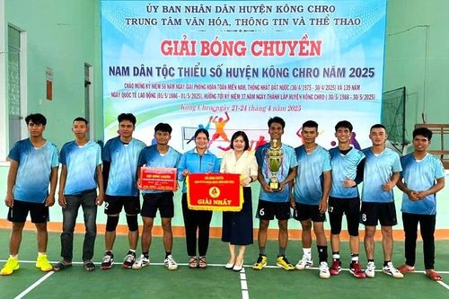 Xã Đăk Tơ Pang giành giải nhất bóng chuyền nam dân tộc thiểu số huyện Kông Chro