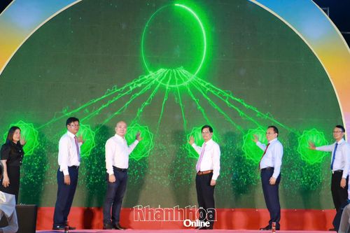 Khai mạc Hội chợ Triển lãm thương mại và kích cầu tiêu dùng tỉnh năm 2025