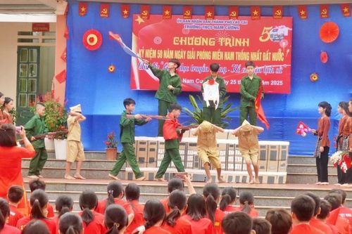 Hấp dẫn Hội thi kể chuyện lịch sử