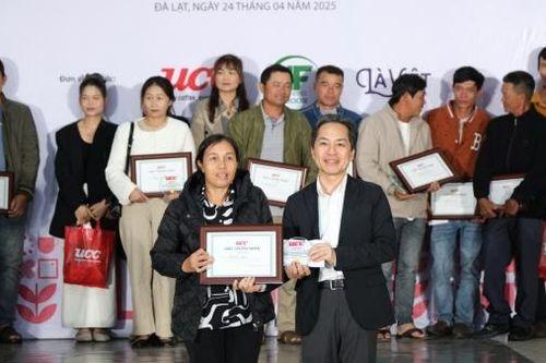 Cà phê Cầu Đất lần thứ hai liên tiếp đoạt giải nhất tại cuộc thi tuyển chọn chất lượng cà phê của UCC