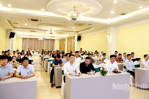 Bồi dưỡng nâng cao nhận thức về chuyển đổi số trong lĩnh vực du lịch