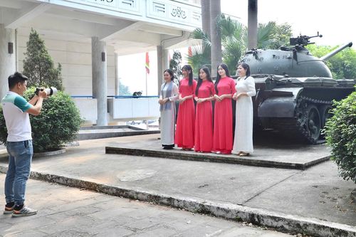 Dịch vụ 'lưu giữ kỷ niệm' vào mùa