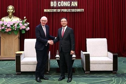 Bộ Công an tiếp tục đẩy mạnh hợp tác với Bộ Nội vụ Pháp