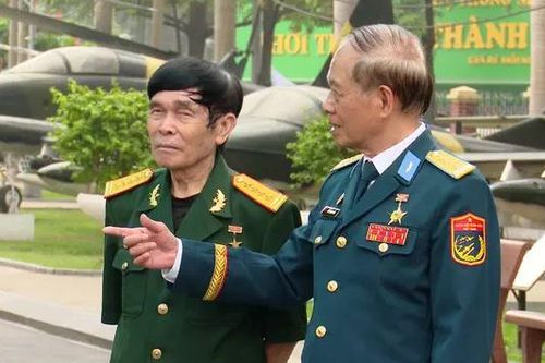 Gặp những anh hùng của mùa Xuân 1975
