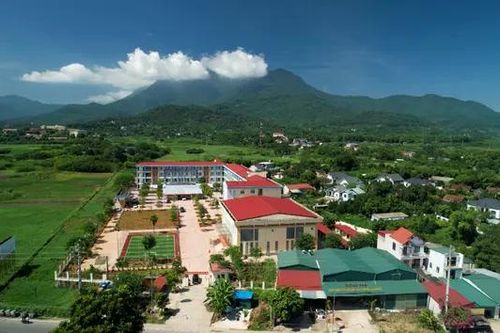 Đồng bào dân tộc thiểu số hưởng lợi từ chính sách đầu tư