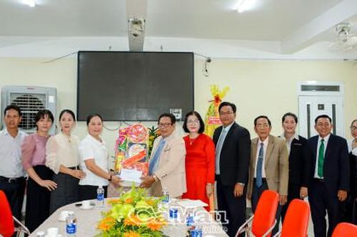 Sở Dân tộc và Tôn giáo chúc mừng Lễ Phục sinh