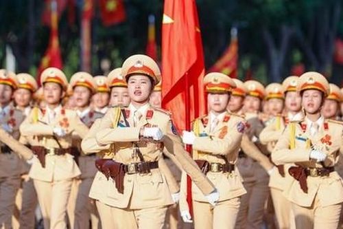 TPHCM: 21 điểm đặt màn hình LED lớn phục vụ người dân xem diễu binh diễu hành ngày 30/4
