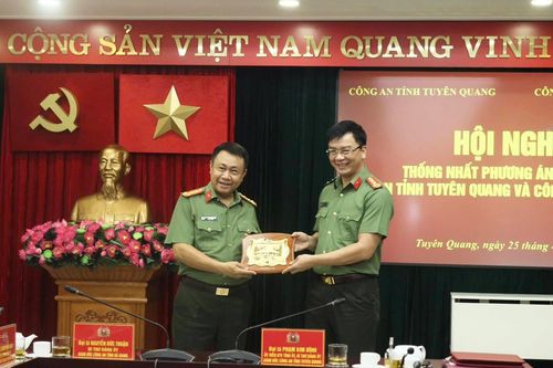 Công an tỉnh Tuyên Quang, Hà Giang thống nhất phương án hợp nhất