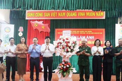 Phú Xuyên: Triển lãm ảnh kỷ niệm 50 năm Ngày Giải phóng miền Nam