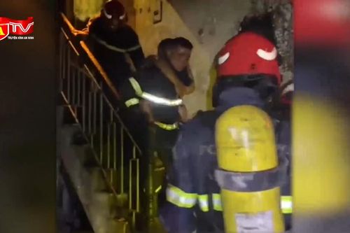 Người chiến sĩ quả cảm, vượt lửa để cứu người