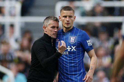 Đội Premier League cuối cùng xuống hạng