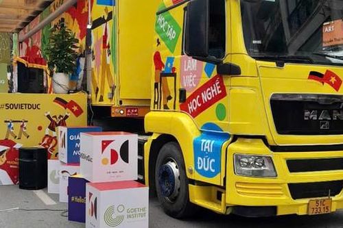 'Chuyến xe hướng nghiệp Đức' tiếp sức cho hàng triệu ước mơ Việt bay xa
