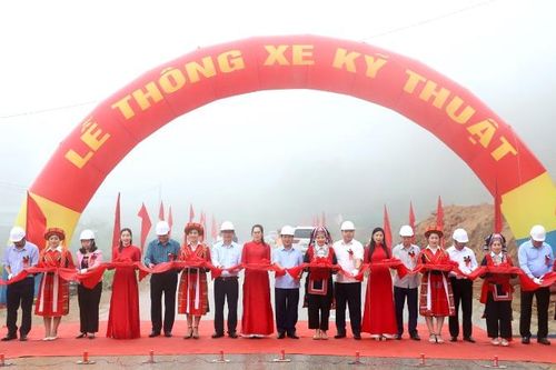 Hà Giang hoàn thành việc nâng cấp, cải tạo đường huyết mạch vào các huyện phía tây