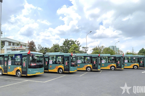 TP Hồ Chí Minh: Xe buýt Phương Trang phục vụ miễn phí dịp lễ 30-4, 1-5