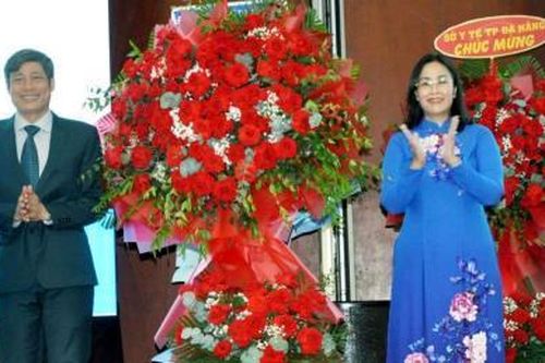 Ứng dụng công nghệ mới trong chẩn đoán và điều trị ung thư