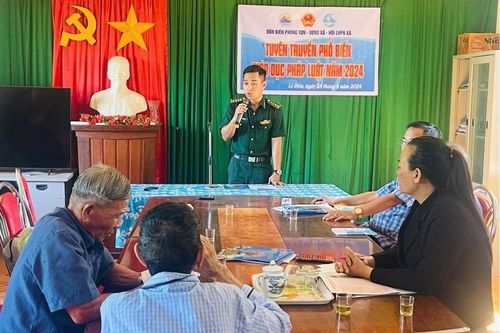 Lồng ghép nhiều biện pháp tuyên tuyền pháp luật cho người dân ven biển