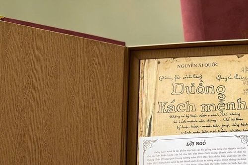 Xuất bản sách 'Đường Kách mệnh' theo bản gốc năm 1927