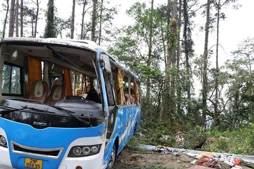 Thủ tướng yêu cầu khẩn trương làm rõ nguyên nhân vụ tai nạn giao thông tại Tam Đảo