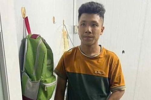 Triệu tập đối tượng chạy xe ngược chiều, cầm dao đe dọa tài xế ô tô ở TPHCM