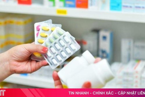 Tự làm bác sỹ