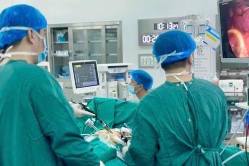 Hà Nội 'làm mới' hệ thống y tế: Chia 3 cấp điều trị, đầu tư đồng bộ đến 2030
