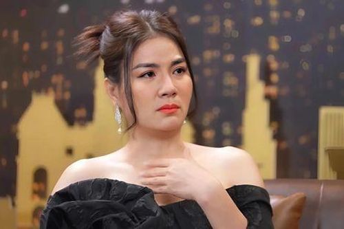 Nghẹn ngào dòng trạng thái của Kha Ly sau khi báo tin tang sự