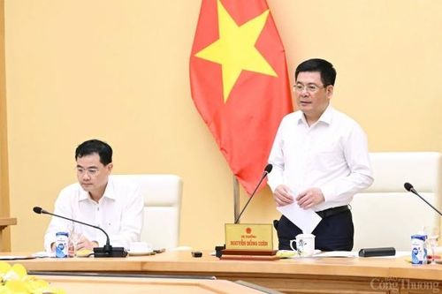 Bộ trưởng Nguyễn Hồng Diên ủng hộ Sơn La xây cao tốc, 'đường to, cơ hội lớn'