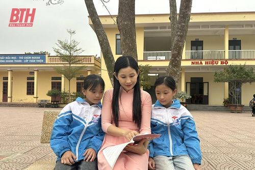Cô giáo vùng cao tâm huyết với sự nghiệp trồng người