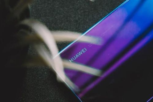 Khi chip Nvidia không còn khả dụng, Huawei tung bộ xử lý AI mới