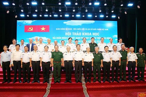 Hội thảo khoa học 'Hải quân nhân dân Việt Nam phát huy truyền thống hào hùng, bảo vệ vững chắc chủ quyền biển, đảo Tổ quốc'