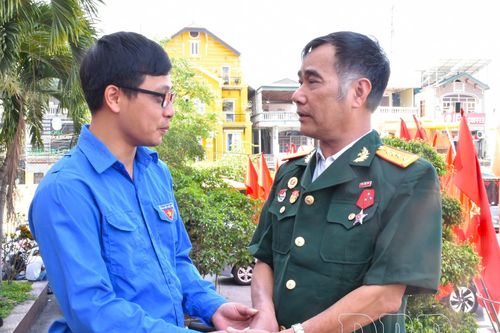 Những người lính trở về từ tuyến lửa