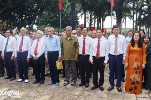 Họp mặt cán bộ, chiến sĩ U1 nhân kỷ niệm 50 năm Ngày Giải phóng miền Nam