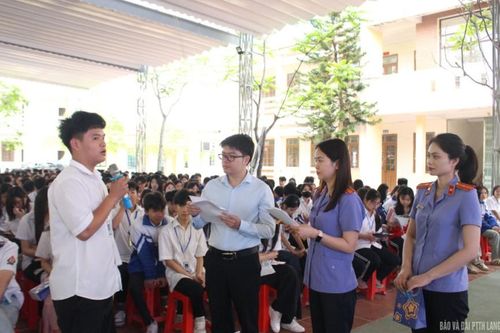 Cao Lộc: Trên 900 học sinh được tuyên truyền pháp luật