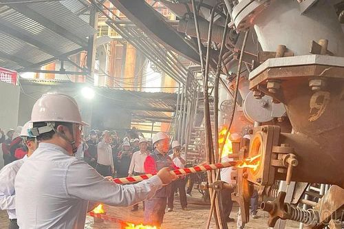 Nhà máy Gang thép Lào Cai khai lò cao trở lại
