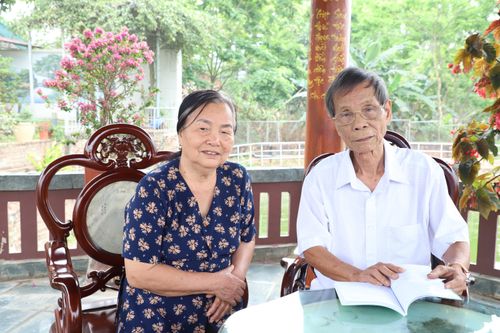 Nghĩa tình thầy trò học sinh miền Nam
