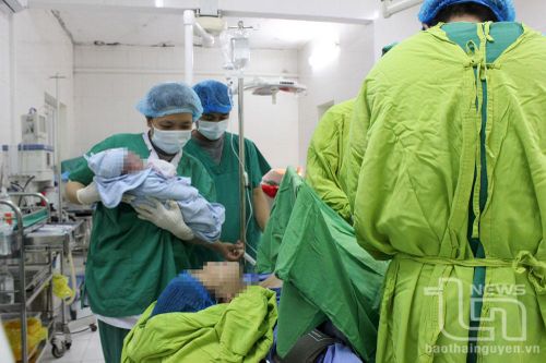 Học sinh mang thai, cha mẹ không biết: Hồi chuông cảnh báo