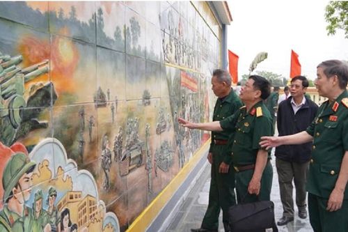 Đi để yêu thương & tự hào