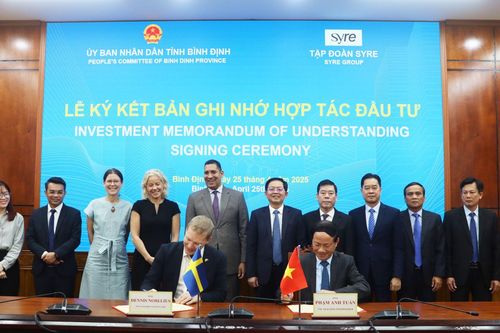 Bình Định ký ghi nhớ đầu tư dự án Tổ hợp sản xuất tái chế vải 1 tỷ USD với Tập đoàn SYRE
