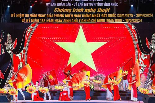 Vĩnh Phúc: Chương trình nghệ thuật 'Con đường Thống nhất' nhân kỷ niệm 50 năm thống nhất đất nước